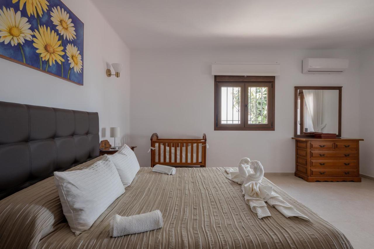 Nerja Capistrano Villa Exterior photo